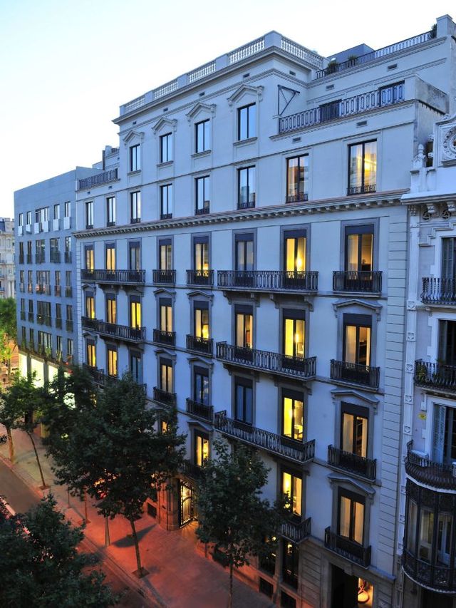 🌟 Barcelona's Hidden Gem: Alma Barcelona GL 🌟