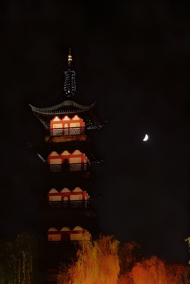 有着800多年歷史的州橋老街,值得一遊。