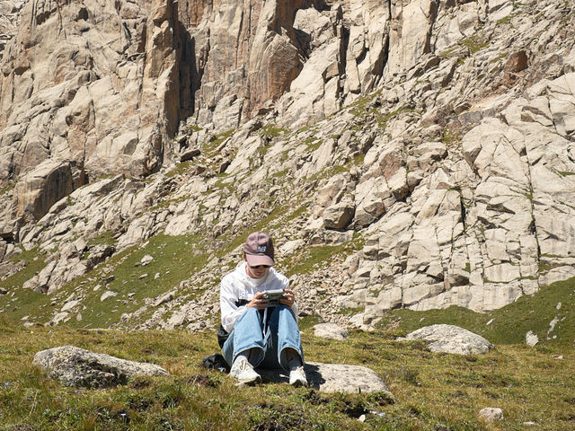 Exploring Nianbaoyuze National Geopark: A Hidden Tibetan Paradise 