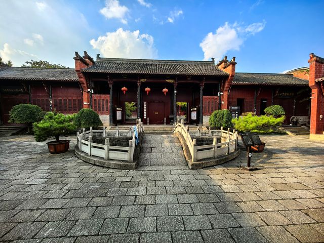 霍山縣博物館的石雕及碑刻。