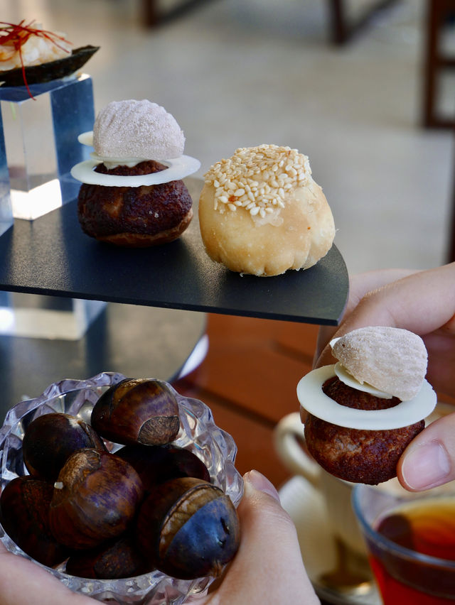 三亞這家……下午茶和餐廳有點意思。