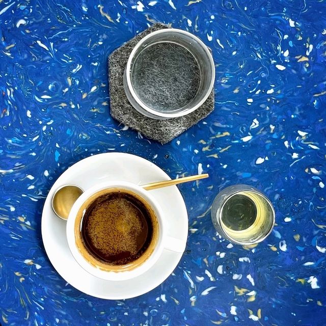 nice cafe