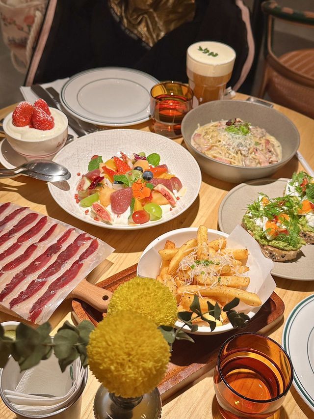 武漢過聖誕請都來這裡...好 chill 啊！！。
