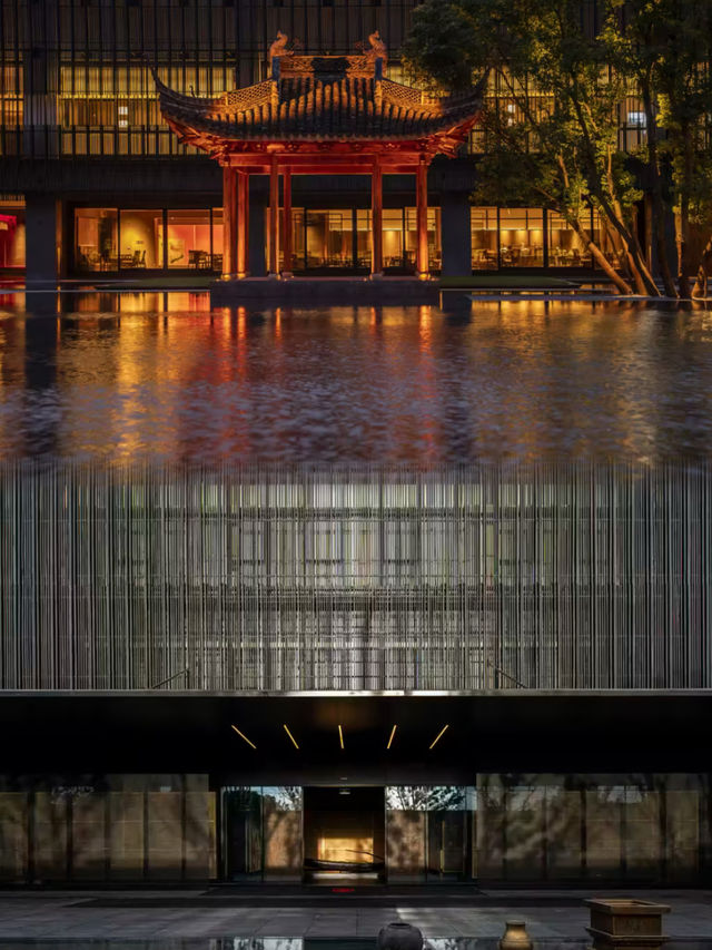 愛了愛了，跟着李現住進水鄉古鎮中的靜謐美術館