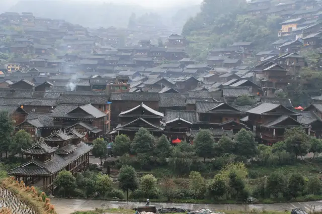A Journey Like a Song | Self-Drive Travel Guide from Guiyang to Xijiang Qianhu Miao Village