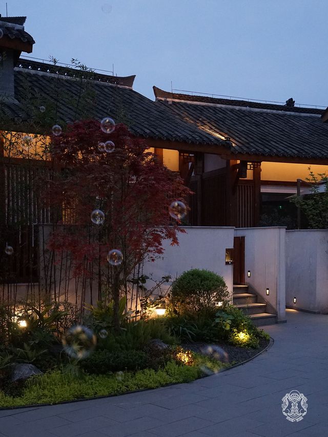 不在巴厘島，在重慶磁器口！鮮花浴太美啦~