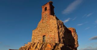 Tale of Two Cities: Volcanoes and Mines in Puertollano and Ciudad Real