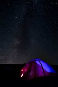 沙漠星空：宇宙寫給大地的浪漫情書