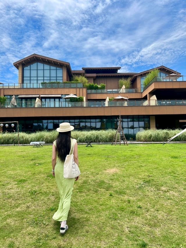 Unbeatable Private Hot Spring Hotel at the Foot of Qingcheng Mountain! 🏨—Chunshanwai 