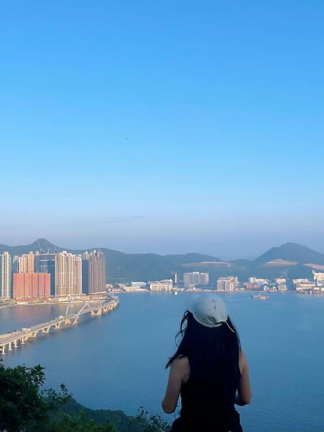 🔥香港硬核行山！魔鬼山爬崖挑戰，膽大星人必衝！