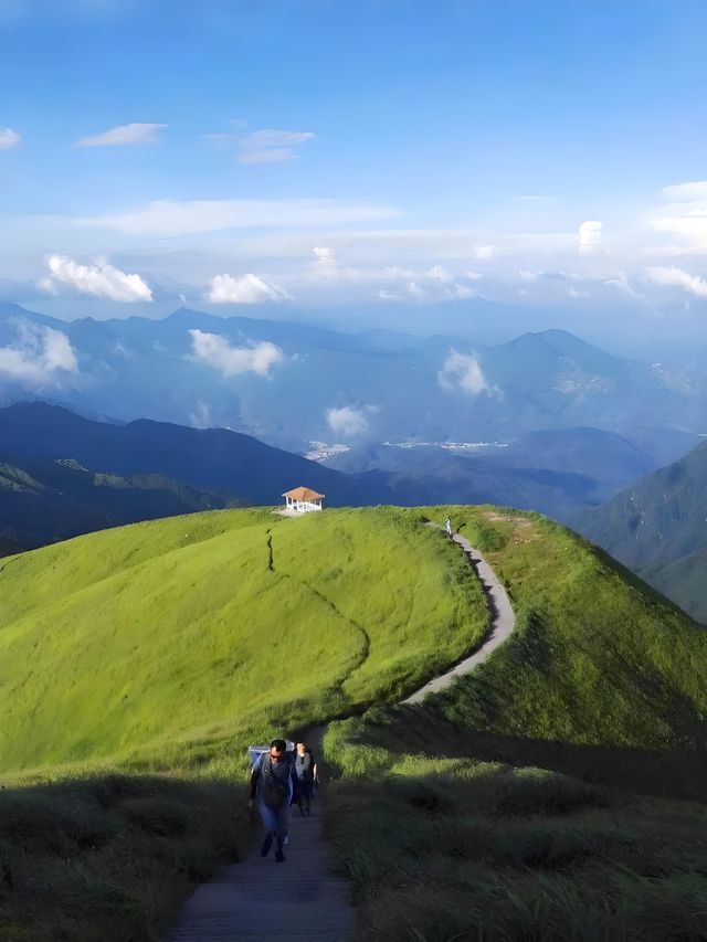「武功山草甸徒步，似闖入宮崎駿嘅夏日！」