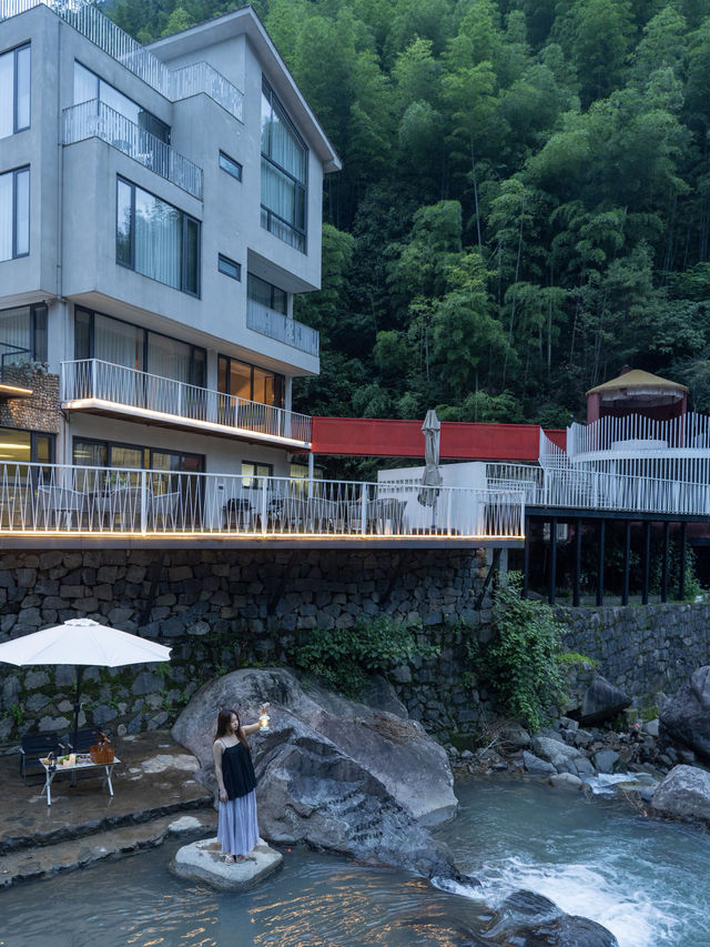 喺安吉！細路住到唔想走嘅山野溪邊民宿