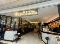Discover the 10 Steakhouse: A Delightful Retreat After Seafood Indulgence  