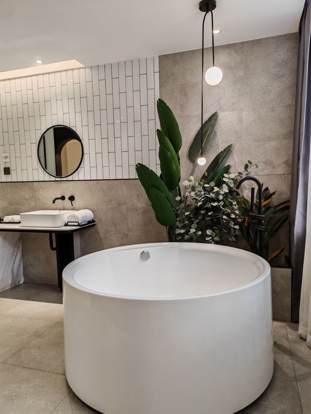 住進呢間隱藏喺翠湖邊嘅設計感酒店——Ananas安舍