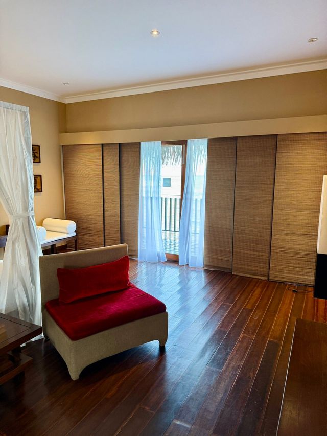 A Serene Stay at Adaaran Select Hudhuranfushi