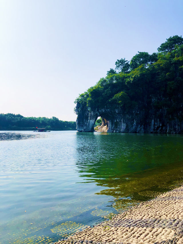 A Glorious (Day) for a Guilin Getaway 🏞️ A Glorious (Day) for a Guilin Getaway 🏞️