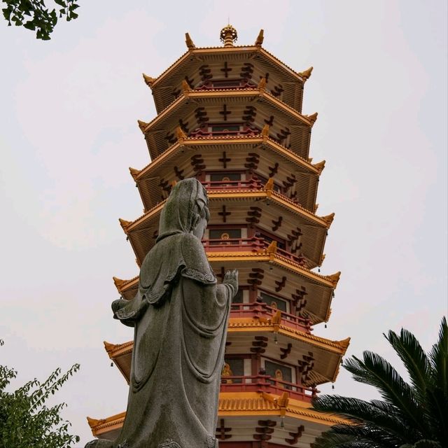 Beautiful Stone Buddhas in Qibao Temple 🗿🙏