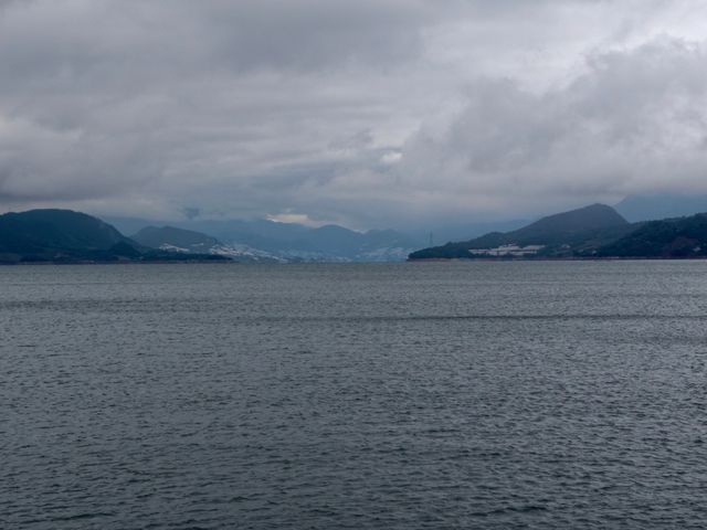 去東江湖白廊乘船觀光也太愜意了吧——湖南郴州