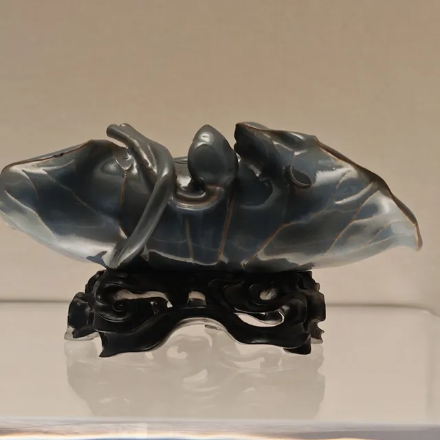 上博帶娃讀懂 “黑與犀” 的千年美學 上博帶娃讀懂 “黑與犀” 的千年美學