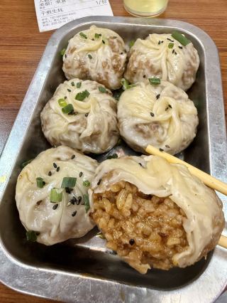 Places on Changshou Road, Shanghai, I often go to eat alone (top-tier pork chop rice cakes