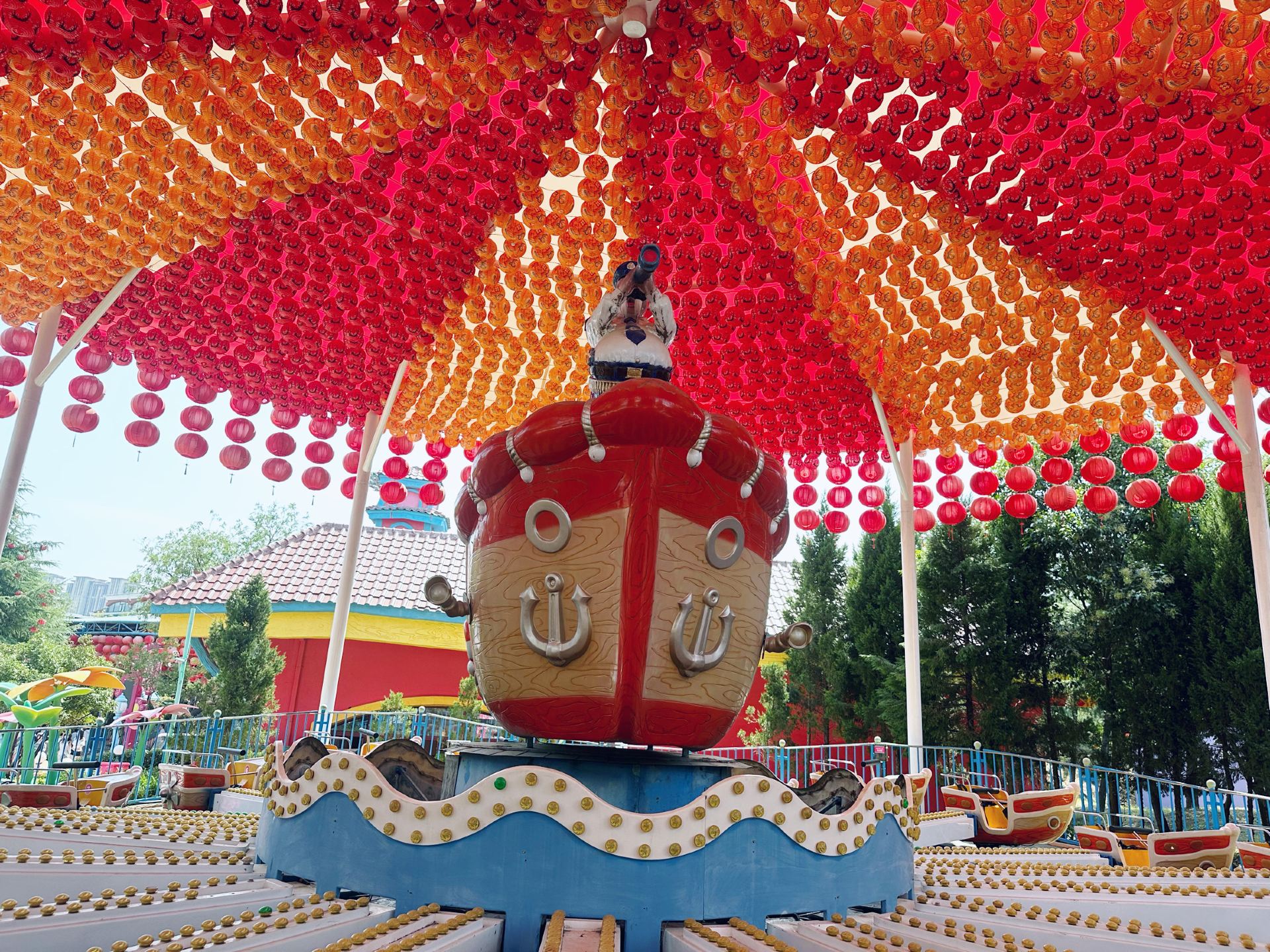 Visiting Lehua City in Jingyang with the kids! They had so much fun they didn't want to leave