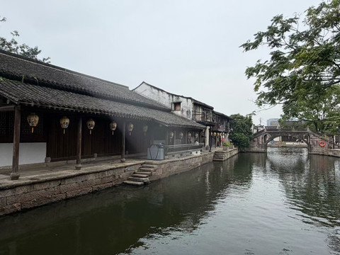 中国骨董　旧家蔵、油絵名作【中国紹興水郷風景】高級額縁入り 黄酒小鎮 | Trip.com 紹興