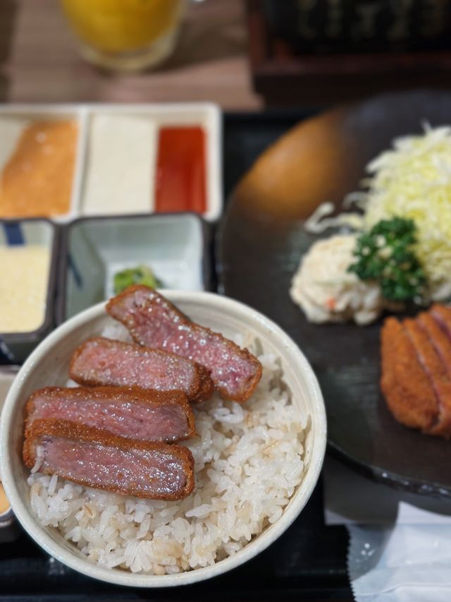 🇯🇵｜Grilled beef cutlets on hot stone