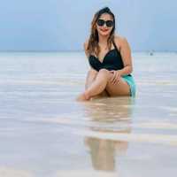 ☀️ Fun in the Sun at Poo Sandbar