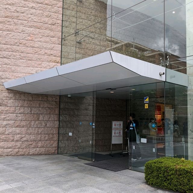 阪急電車で、阪急梅田から阪急池田の カップヌードルミュージアムに初めて行ってみた。