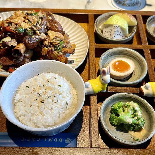 （布納咖啡館）世貿店.美食值得推薦