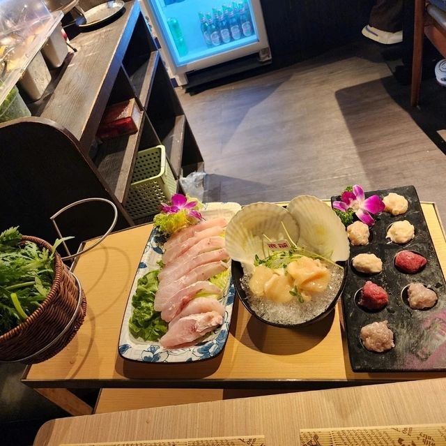 必食油麻地滾爺椰子雞煲