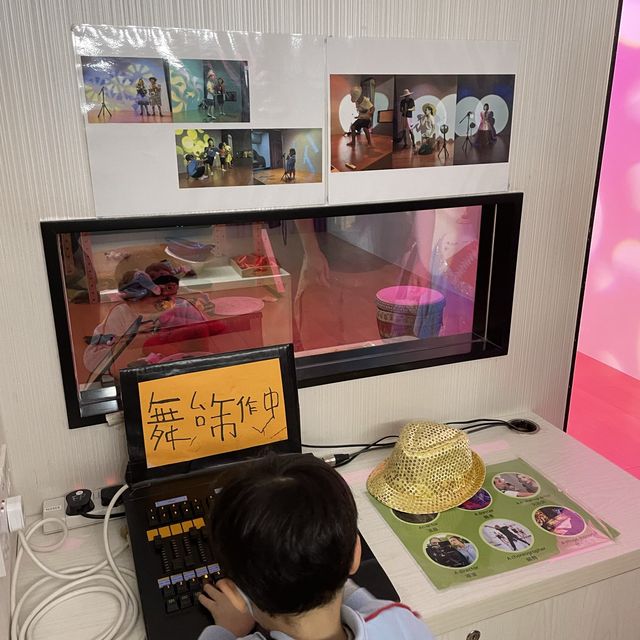 耀中幼教，親子教育0-8親子假期