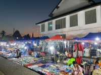 ตลาดมืด ณ หลวงพระบาง