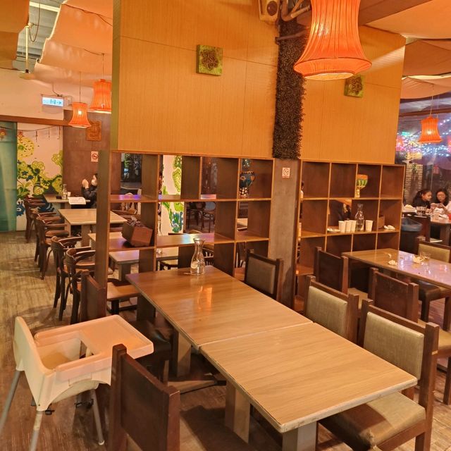 屏東市自然風餐廳 異國料理 綠意盎然的環境