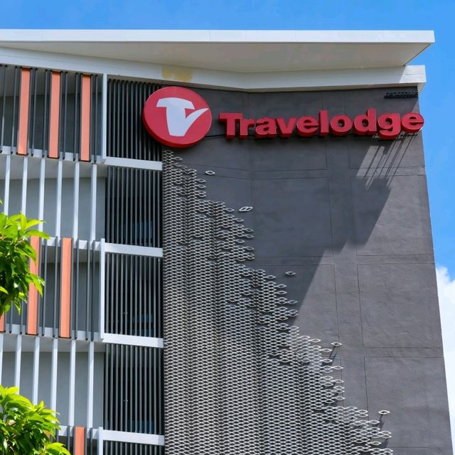 ลากแฟนไปนอนที่พักเท่ๆสระสวยๆที่ภูเก็ต​ราคาหลักร้อย