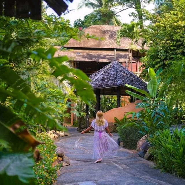 ลากแฟนไปพักผ่อนท่ามกลางสีเขียวของเกาะช้างเลี้ยวซ้าย