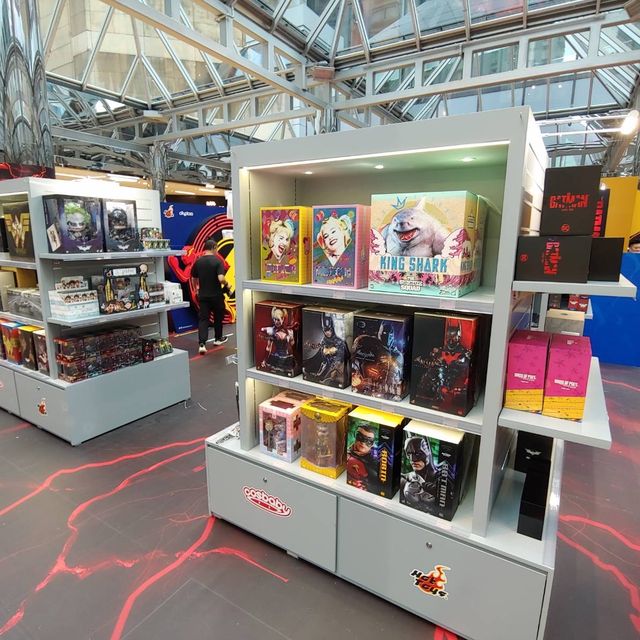 閃電俠x City Plaza x Hot Toys x 華納 快閃店