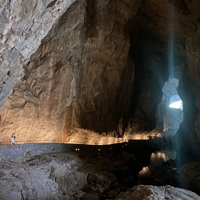 斯洛文尼亞景點✨走進魔戒般的Skocjan cave 