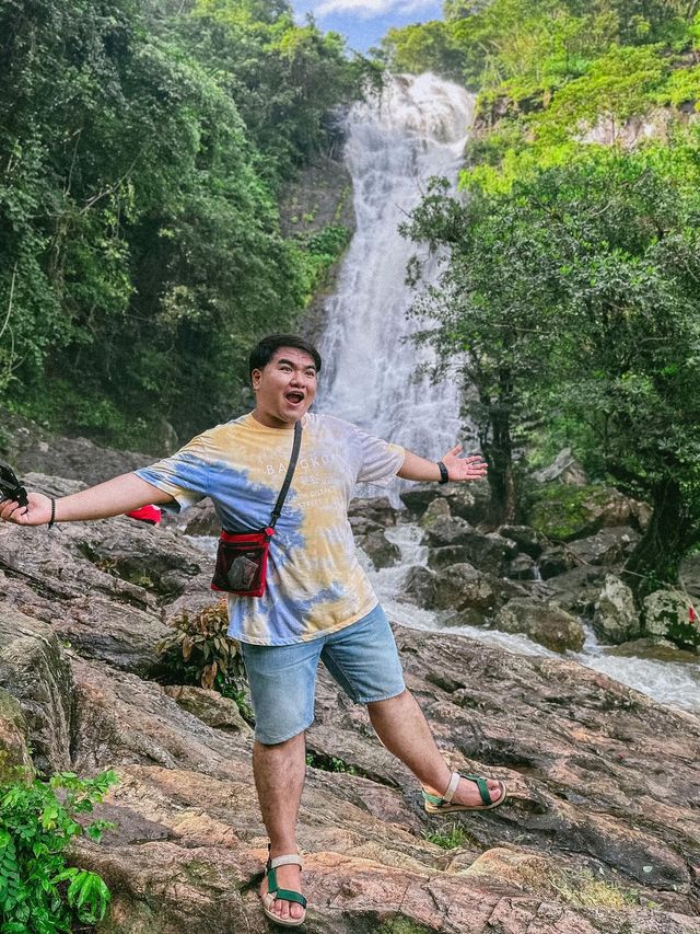 📸 รีวิว : ที่เที่ยวสวยๆ น้ำตกสาริกา