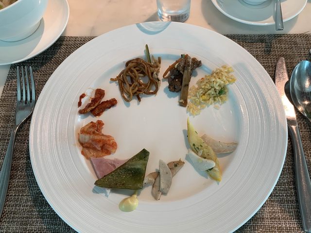 ベトナム　ベトナム観光　ルメリディアンサイゴンで最高の朝食を！