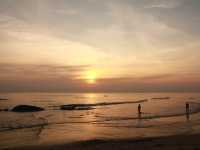 ลานหินขาว #หาดแม่รำพึง 🌴🌴🌴