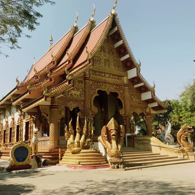วัดพระเจ้าล้านทอง สะดือเมืองเชียงแสน