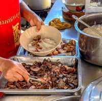 ก๋วยจั๊บน้ำข้นป้าติ๊กกะตะ สูตรโบราณ