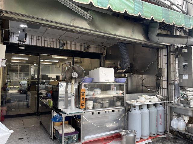 南投水里 在地麵店。阿誠牛肉麵