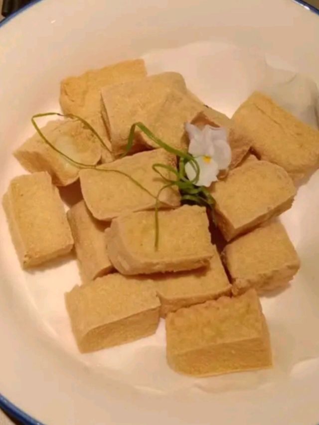 要食潮汕菜,自然要去【海門魚仔店】!