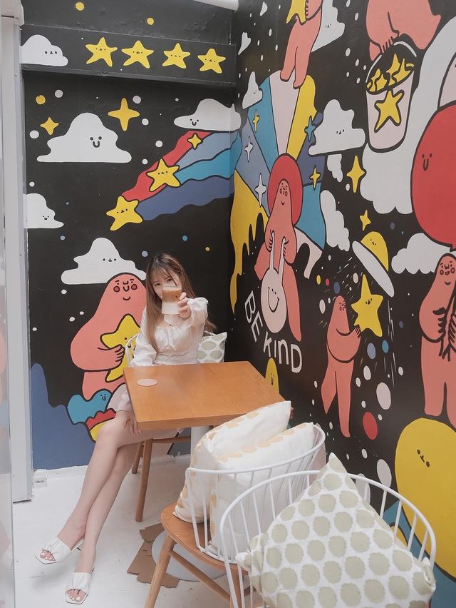 ✨牛角包窩夫配雪糕有驚喜💗💗