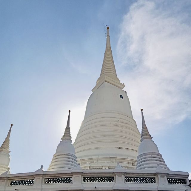ไหว้พระขอพรที่วัดประยุรวงศาวาส🙏🏻🙏🏻