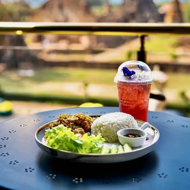 HomGlin Thai deserts & café 