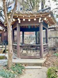 仁寺洞の路地裏、耕仁美術館に併設「伝統茶院」