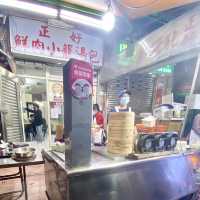 臨江夜市·爆汁小籠湯包，超美味！